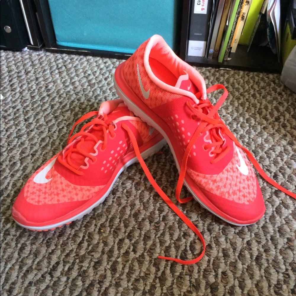 Nike Fitsole Sneakers